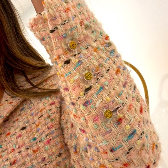 Chanel Tweed blazer - Picture 5 of 10